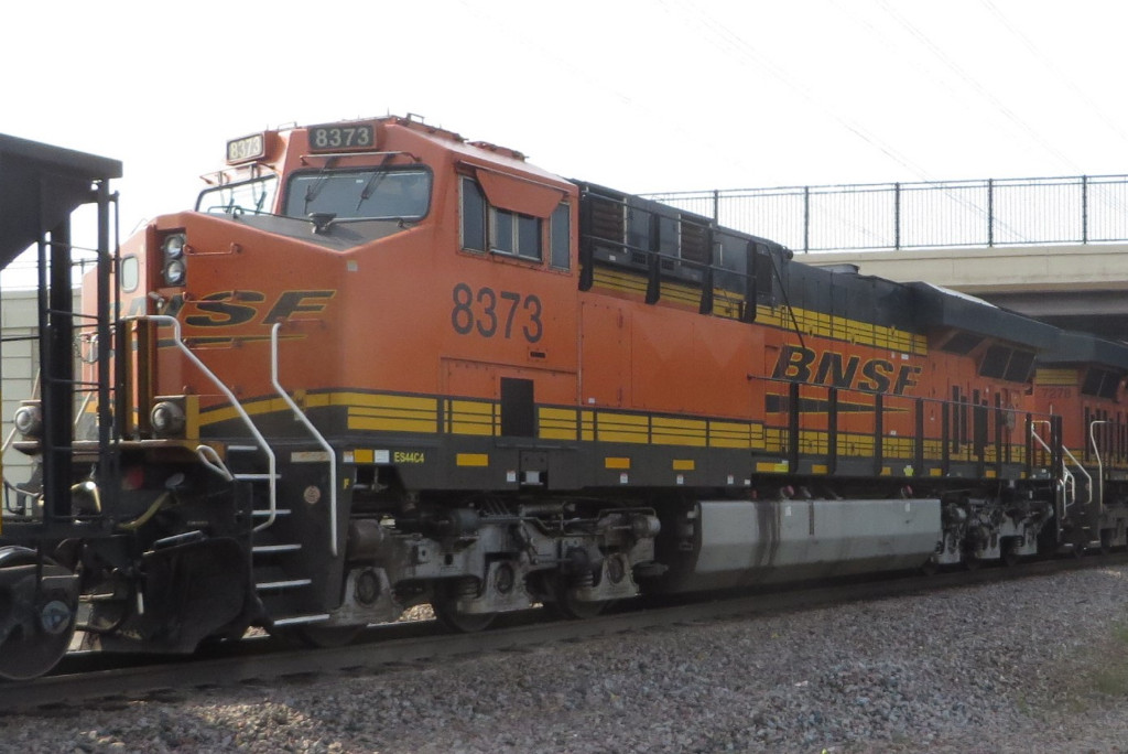 BNSF 8373